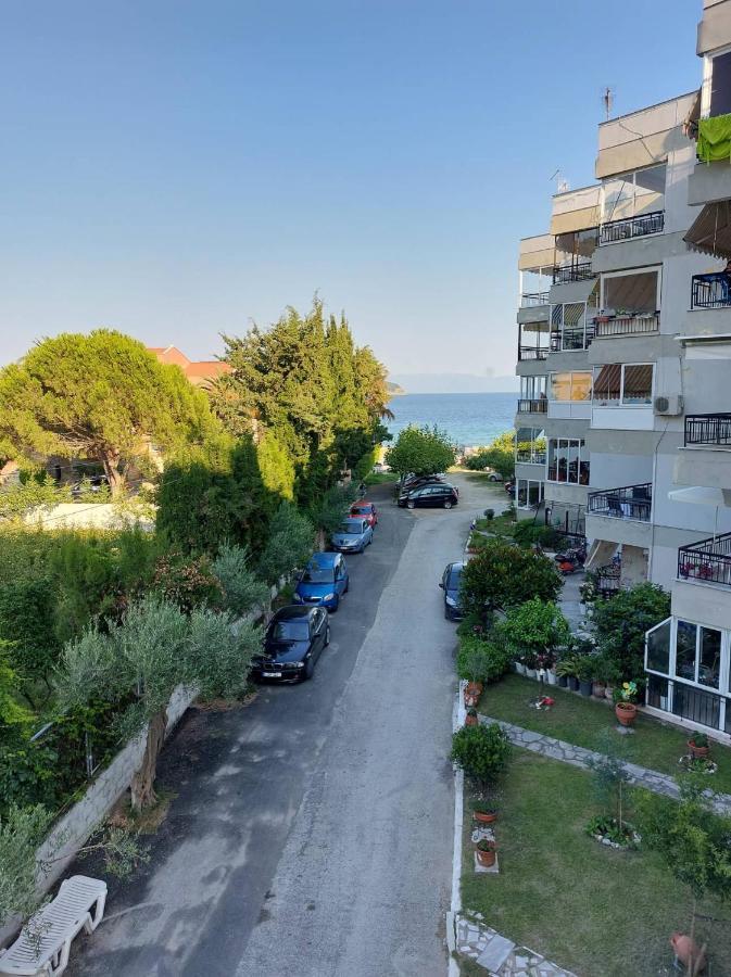 Luminosa Seaview Apartment Nea Iraklitsa Exteriör bild